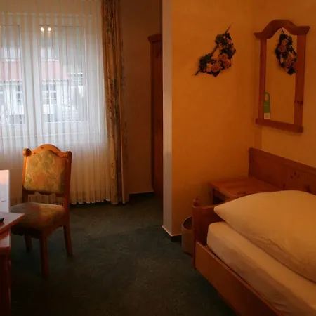 Hotel Odenwaldblick 3*